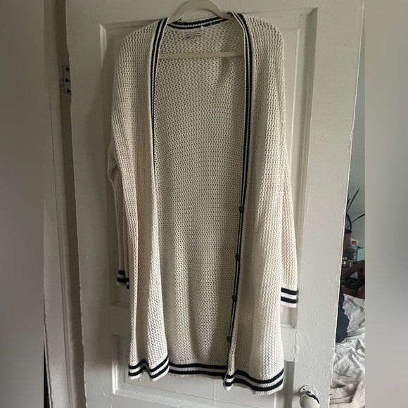 XL American Eagle Cardigan - Picture 3 of 3